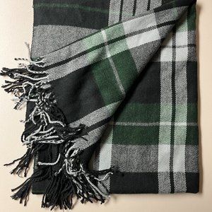 Oversized Vero Moda Plaid Fringe Scarf